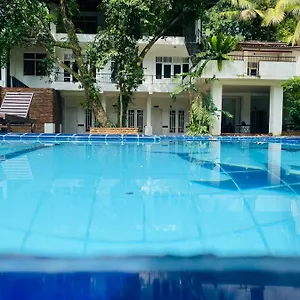 https://the-brothers.kandyhotelsnow.com