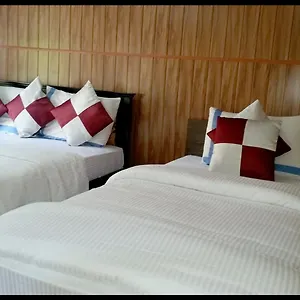 https://happy-trust-happy-inn.kandyhotelsnow.com