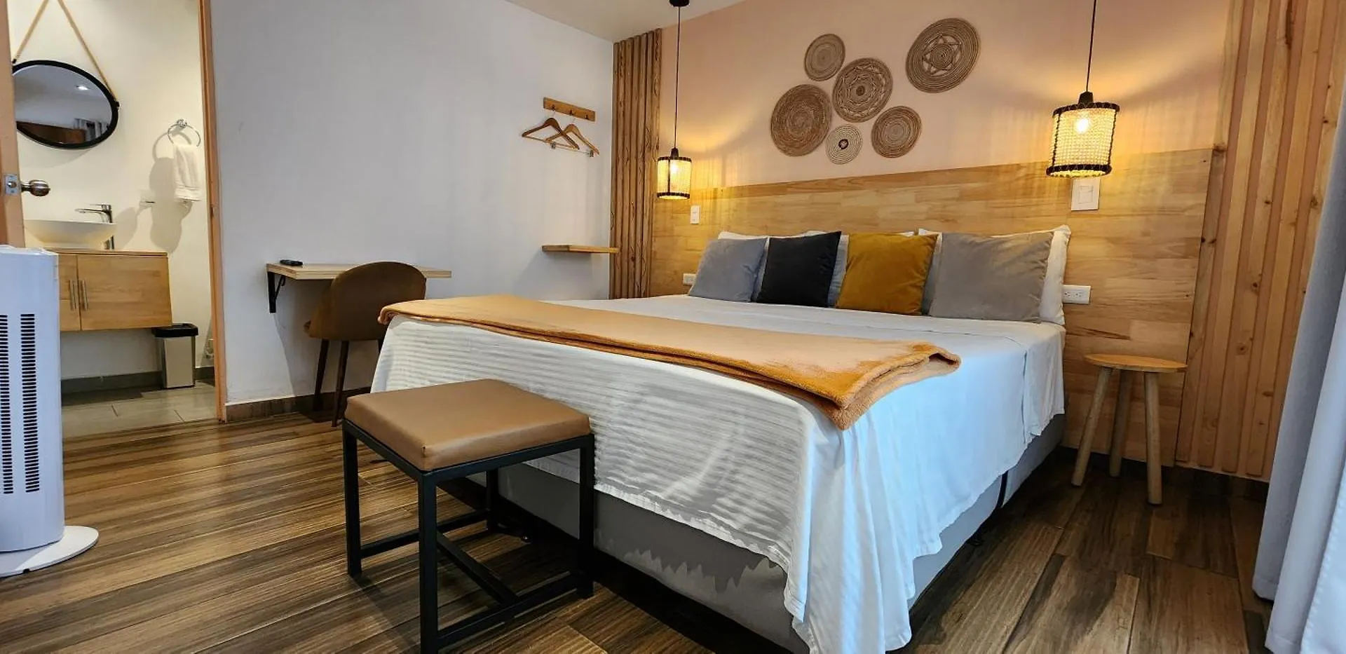 ***  La Martina Hotel Boutique Medellin Colombia