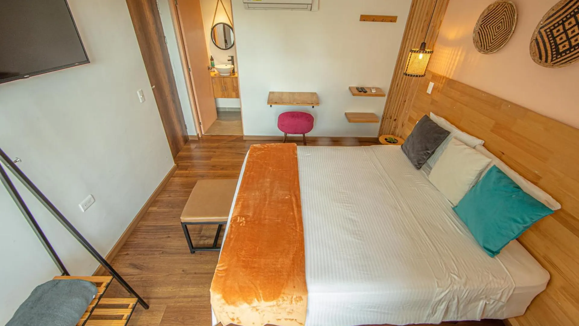 La Martina Hotel Boutique Medellin 3*,  Colombia