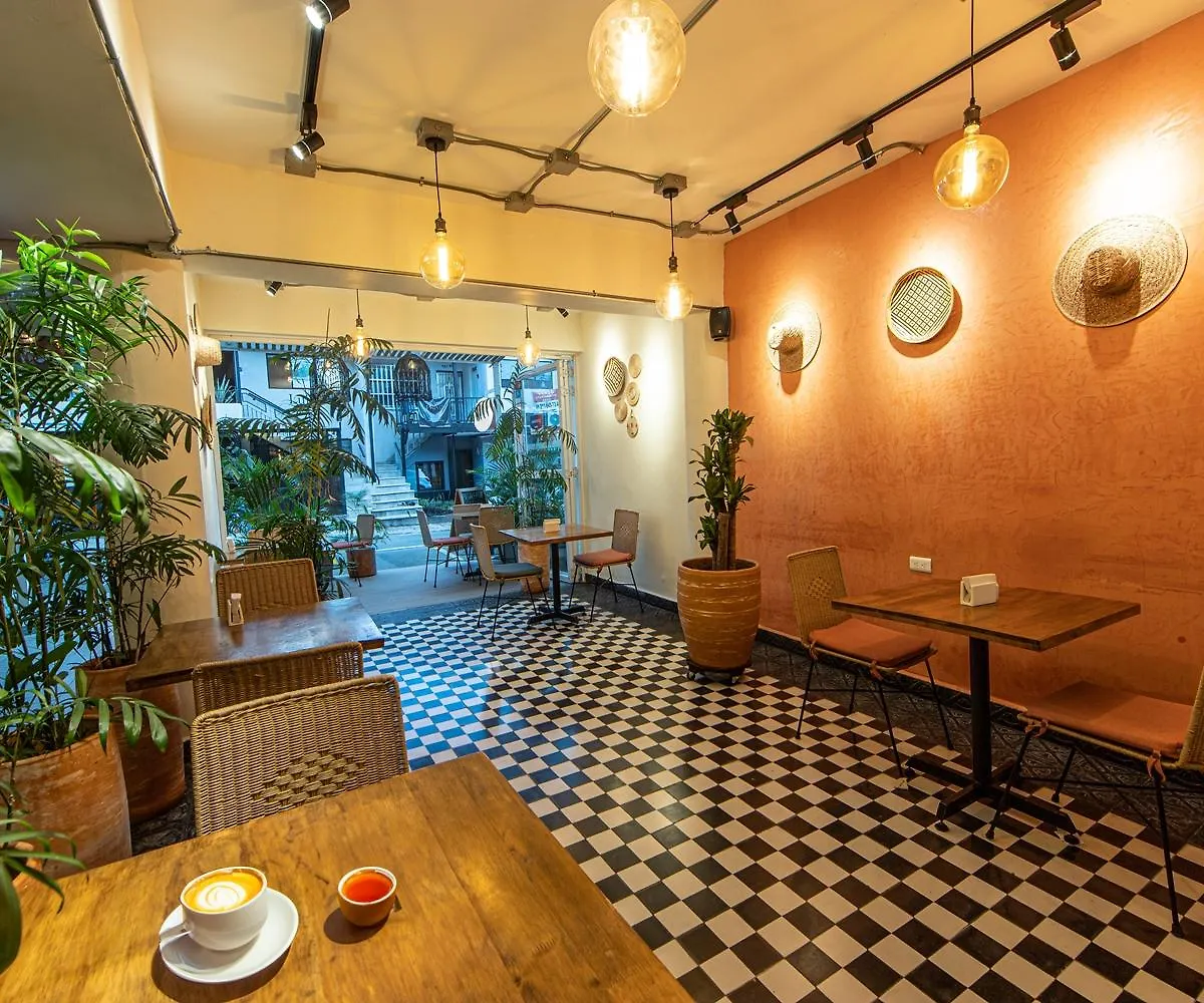 La Martina Hotel Boutique Μεντεγίν 3*,